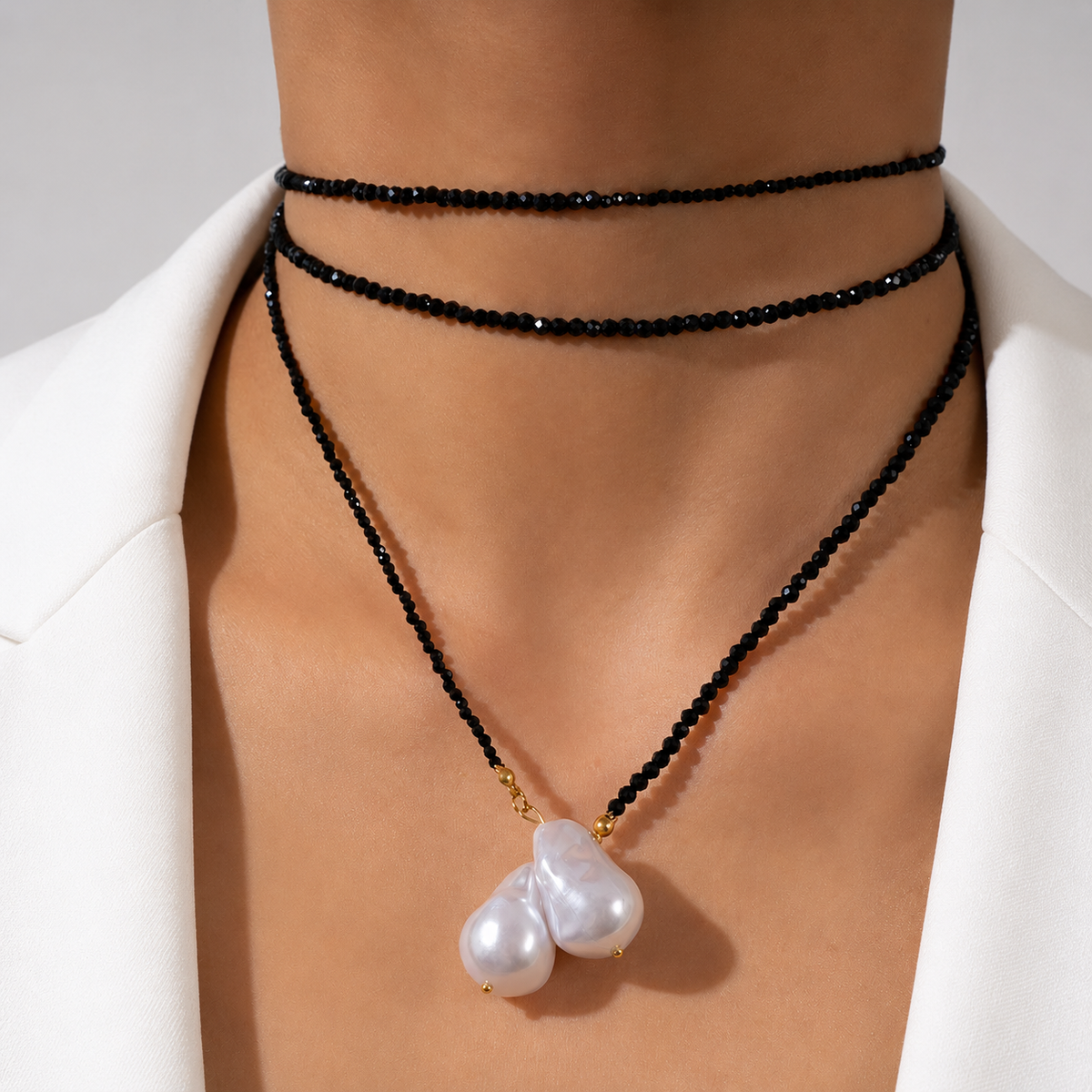 Collar black